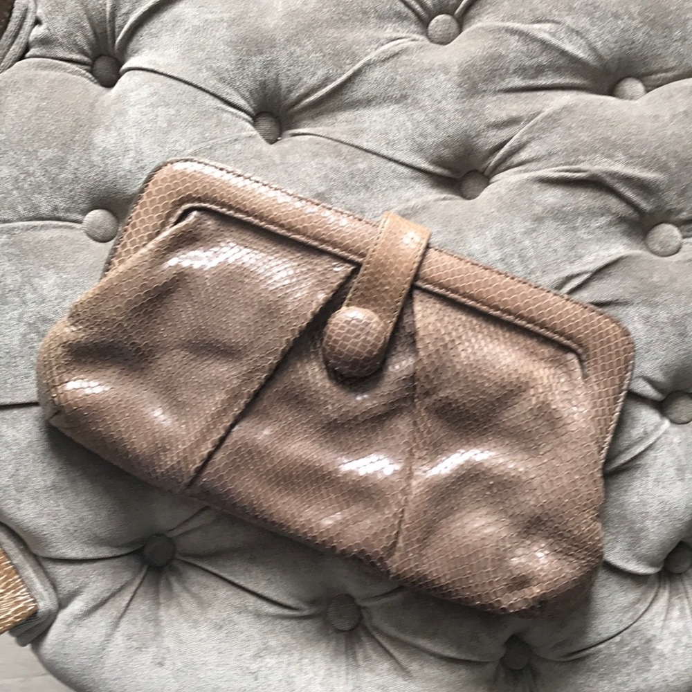 Monsac Clutch